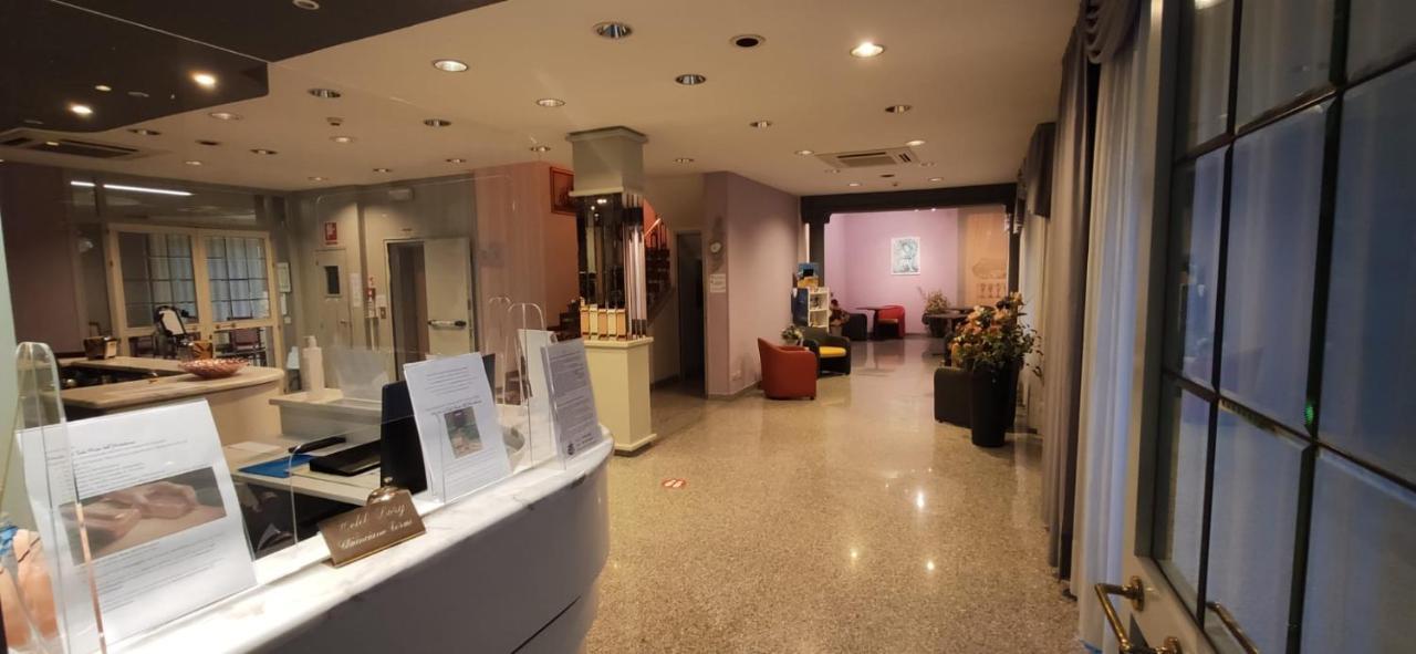Hotel Lory My Wellness Spa キアンチャーノ・テルメ エクステリア 写真