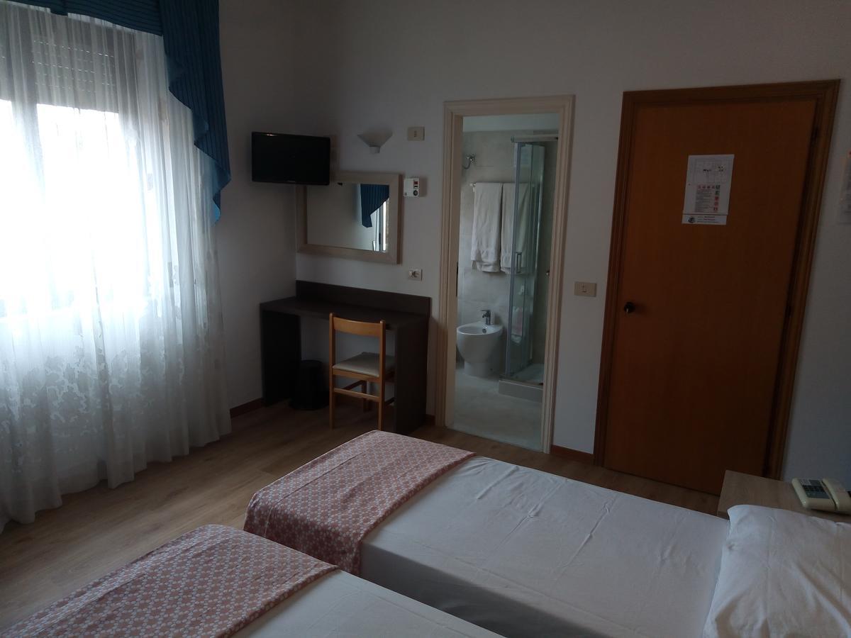 Hotel Lory My Wellness Spa キアンチャーノ・テルメ エクステリア 写真